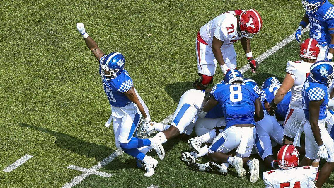 Kentucky Wildcats linebacker Jacquez Jones (10) celebrates a defensive stop during first half action of a football game against Youngstown St. at Kroger Field in Lexington, Ky., Saturday, Sept. 17, 2022.