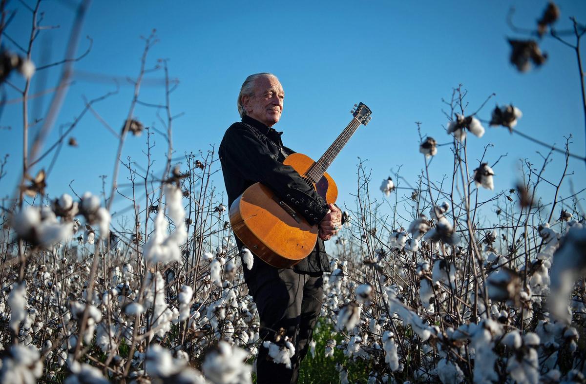 Charlie Musselwhite’s music catalog includes collaborations with Tom Waits, Bonnie Raitt, The Blind Boys of Alabama, Cyndi Lauper, INXS and Eddie Vedder.