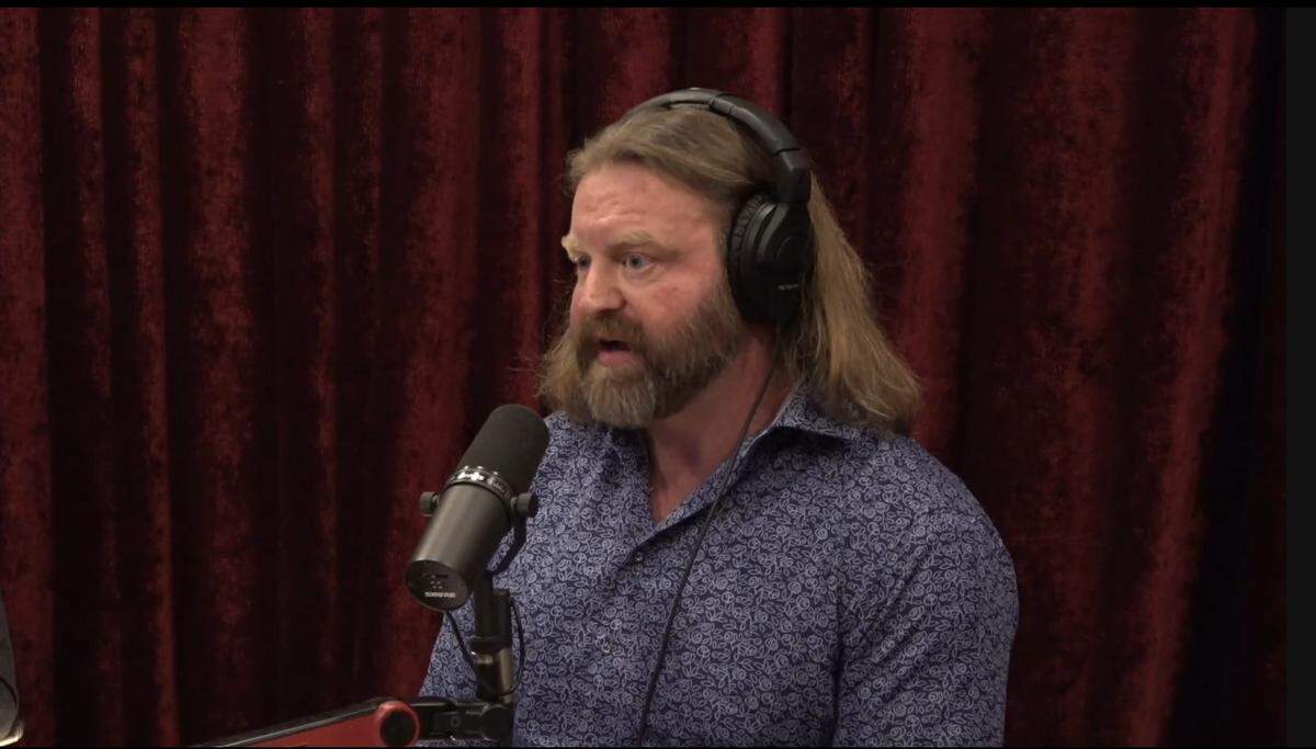 Bryan Hubbard speaking about the benefits of ibogaine on a January 2025 episode of the Joe Rogan Experience podcast.