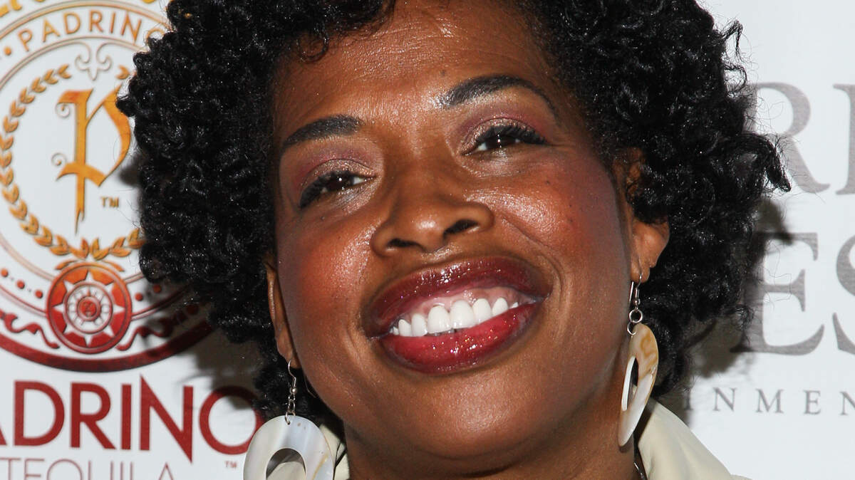 Comedian Adele Givens will perform at Comedy Off Broadway Nov. 23 and 24. The Chicago native has been in the comedy business for nearly 30 year and says, “I feel like the more I do it, the more I learn.”