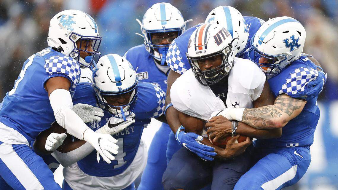 Three takeaways as Kentucky football cruises to bowl-eligibility