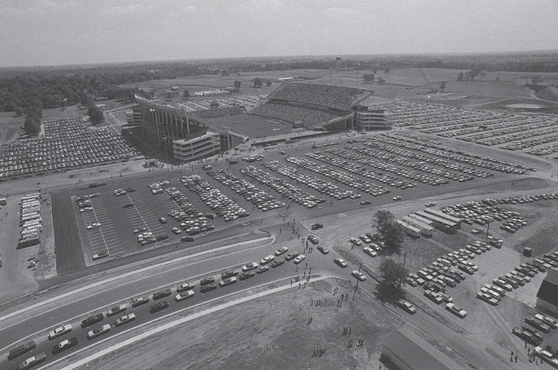 Vehicles flowed toward Commonwealth Stadium for Kentucky’s first football game there against Virginia Tech on Sept. 15, 1973.