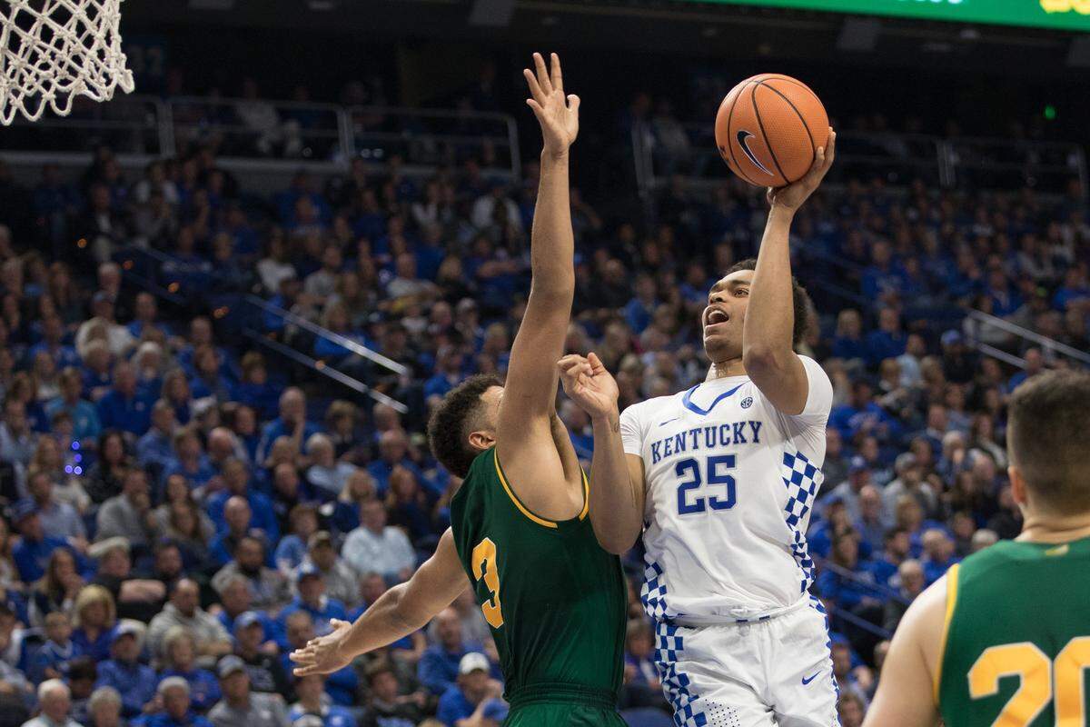 PJ Washington is Kentucky's leading returning scorer (10.8 points per game) and rebounder (5.7) for next season.