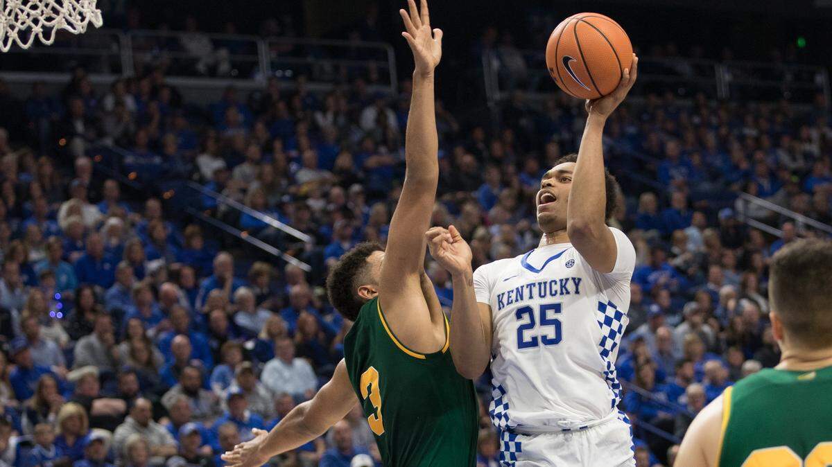 PJ Washington is Kentucky's leading returning scorer (10.8 points per game) and rebounder (5.7) for next season.