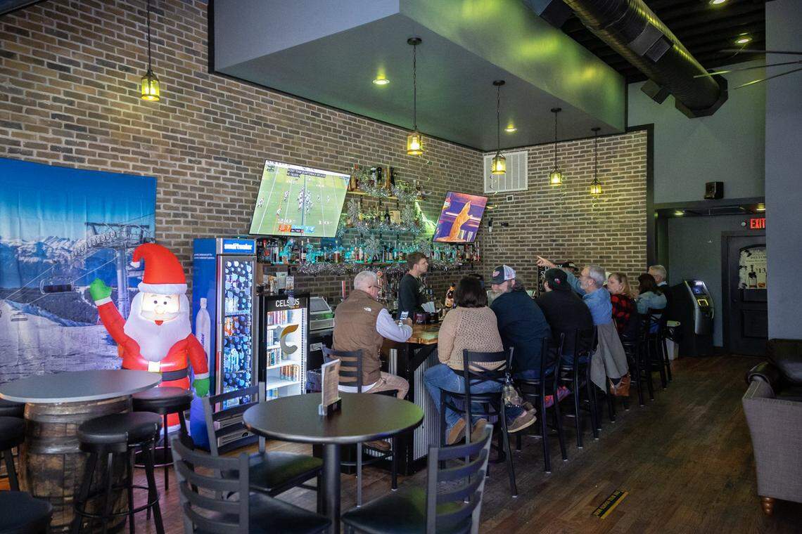 Birdies & Barrels is located at 201 E. Mt. Vernon in downtown Somerset, Ky., and features more than 100 bourbons and a handful of golf-themed cocktails to go along with a top-of-the-line simulator with access to over 3,200 courses.&nbsp;