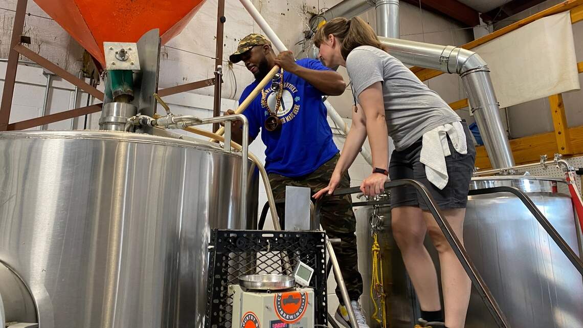 Kentucky brewery, Grammy-nominated rap group make a beer to promote music education
