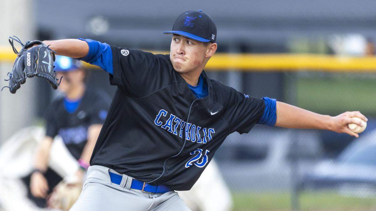 Lexington Catholic's Eamon Hughes (25) pitches during a 43rd district high school baseball game, Tuesday, April 28, 2026 at Lexington Christian High School in Lexington, Ky.