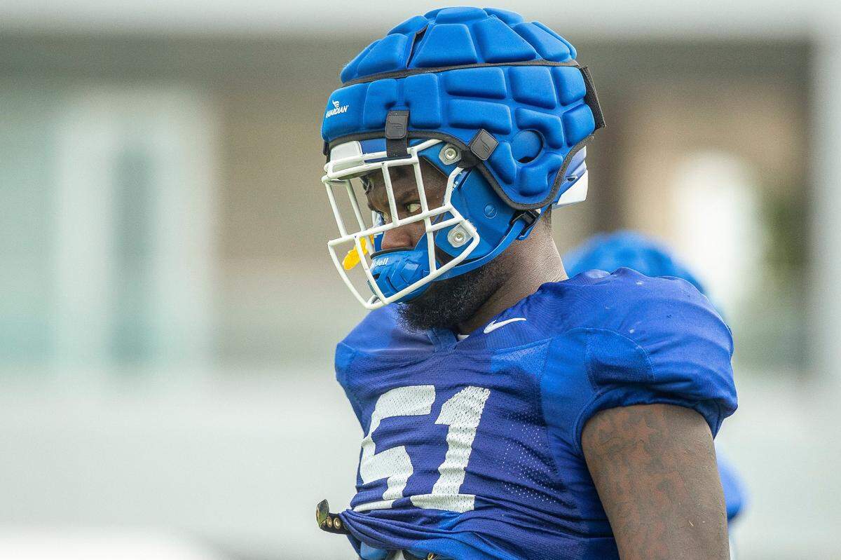 Dare Rosenthal transferred from LSU this summer and is looking like UK’s starter at left tackle.