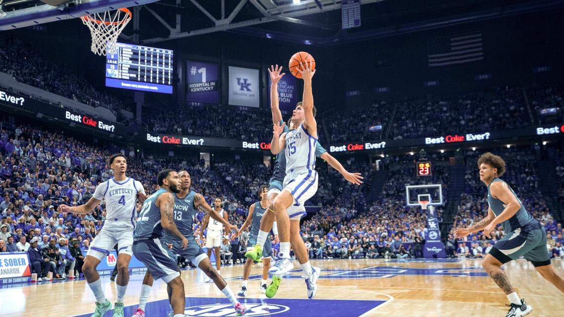 Kentucky’s Reed Sheppard drives to the basket during the first half against UNC Wilmington in Rupp Arena on Saturday.