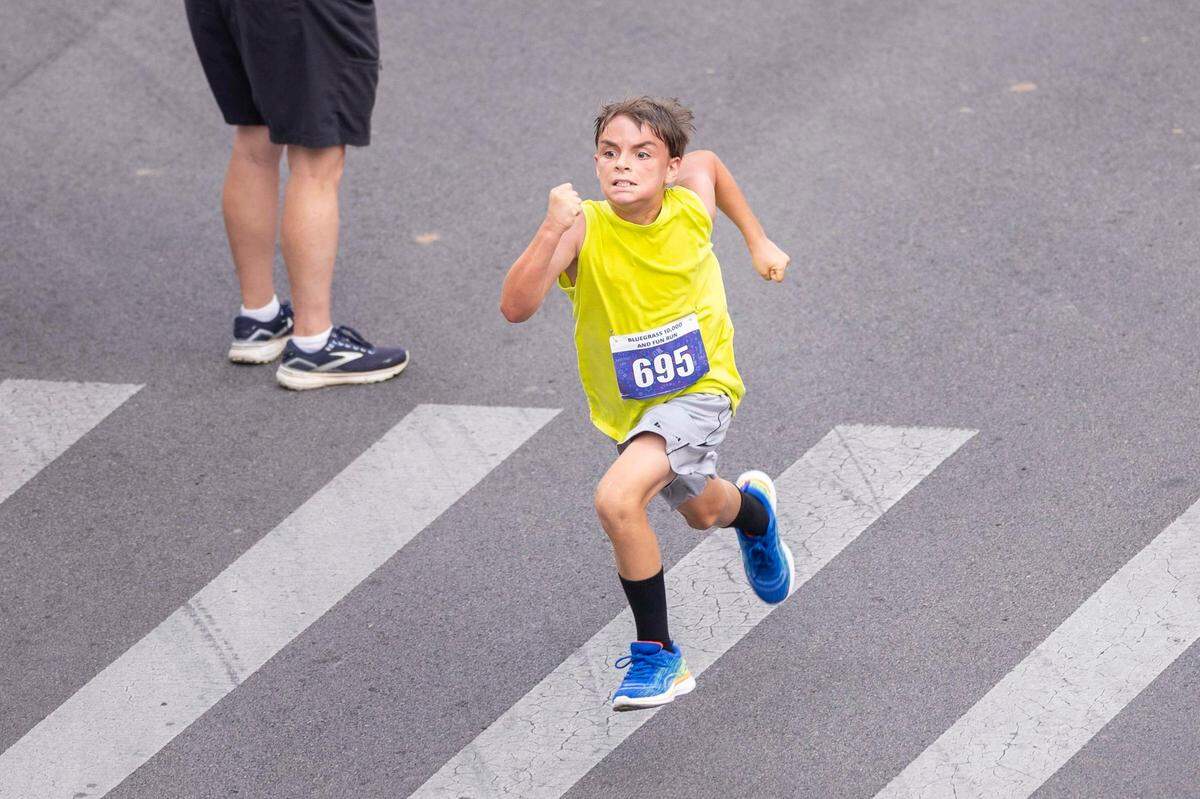 Thursday’s Bluegrass 10,000 and a 1-mile Fun Run attracted all ages of determined competitors.