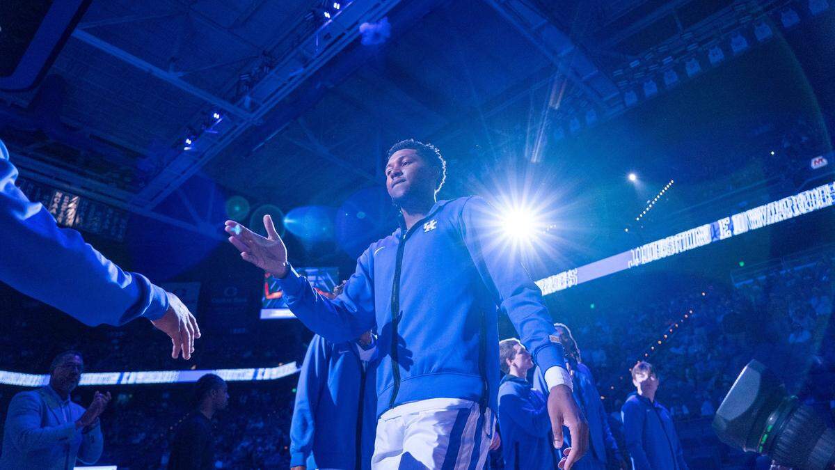Kentucky freshman Justin Edwards is introduced as a UK starter for the first time in Rupp Arena prior to the Cats’ exhibition game against Georgetown College last month.