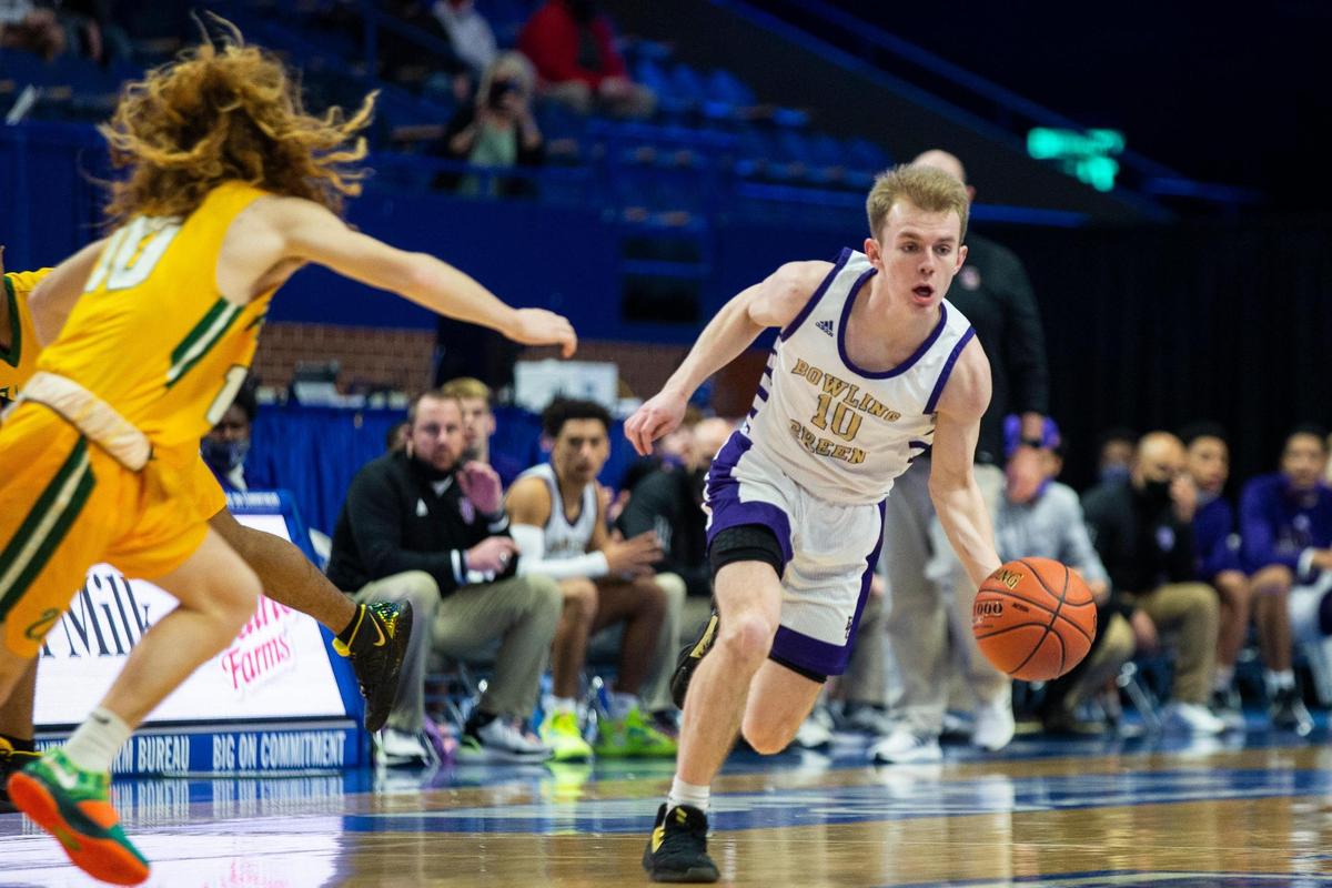 Bowling Green’s Turner Buttry (10) was one of this season’s best shooters in Kentucky, converting 90.8 percent of his free throws and 51.8 percent of his three-point attempts.