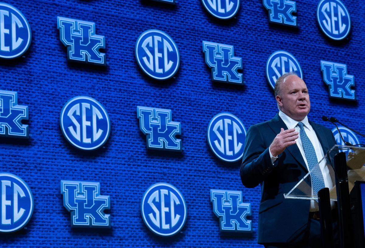 Kentucky head coach Mark Stoops said during SEC Media Days on Wednesday that re-establishing the consistency he seeks from his players doesn’t start on game day but is created during the rest of the week.