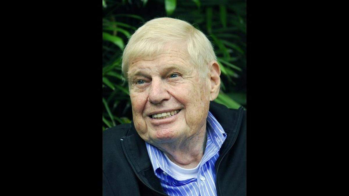 JW Patterson, longtime University of Kentucky professor and debate coach, has died. He was 95.