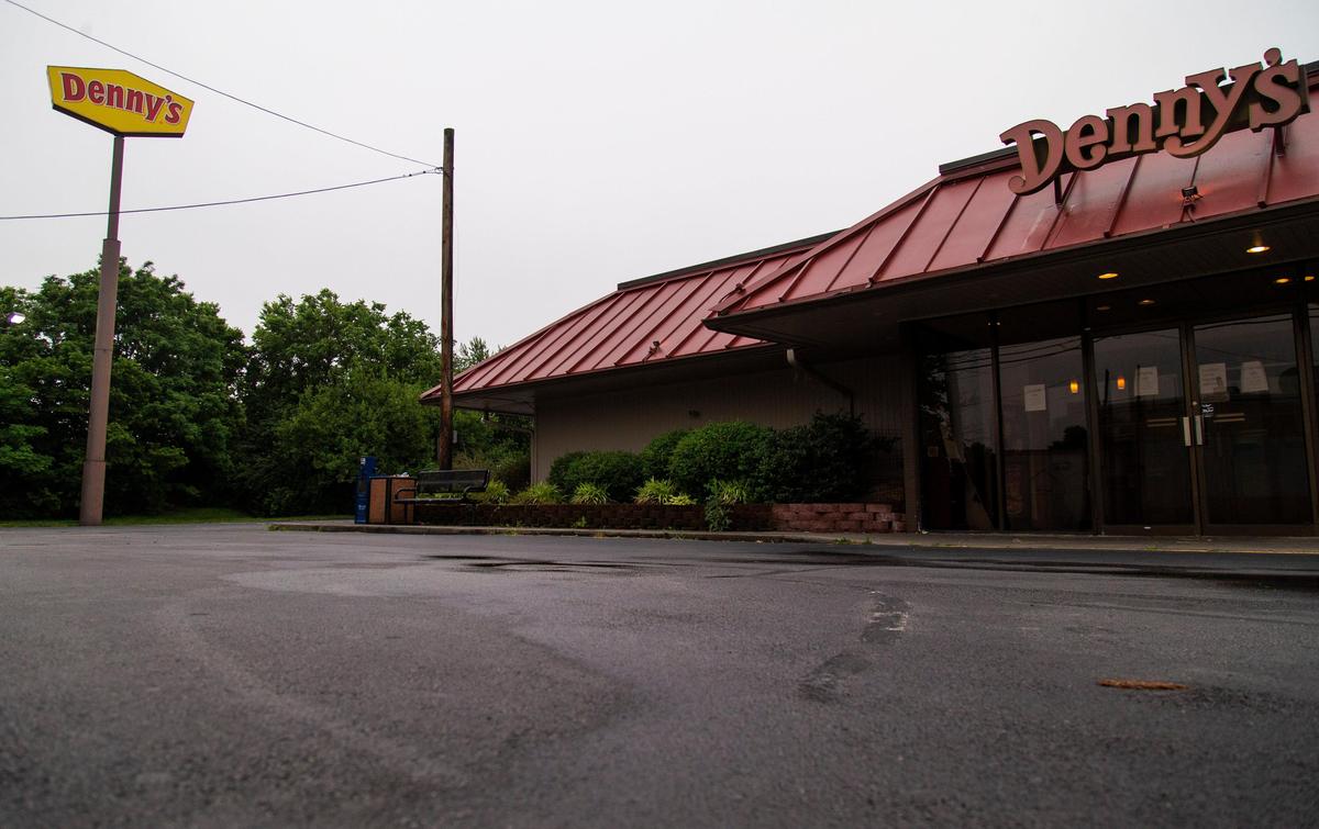 The last Denny’s in Lexington, off of Newtown Pike, is closed for good. Like the Denny’s on Nicholasville Road, the restaurant began as a Jerry’s Restaurant that was sold to a Denny’s franchisee in 1990.