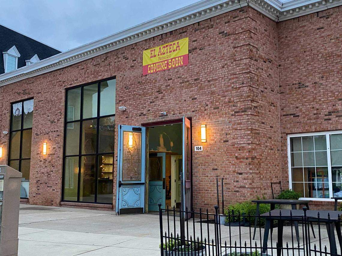 A sign on a building at 1060 Chinoe says that El Azteca Mexican Grill is coming soon.