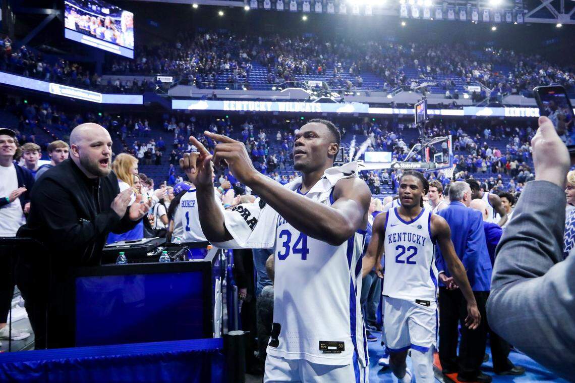 Oscar Tshiebwe has helped lead a late-season resurgence for Kentucky.