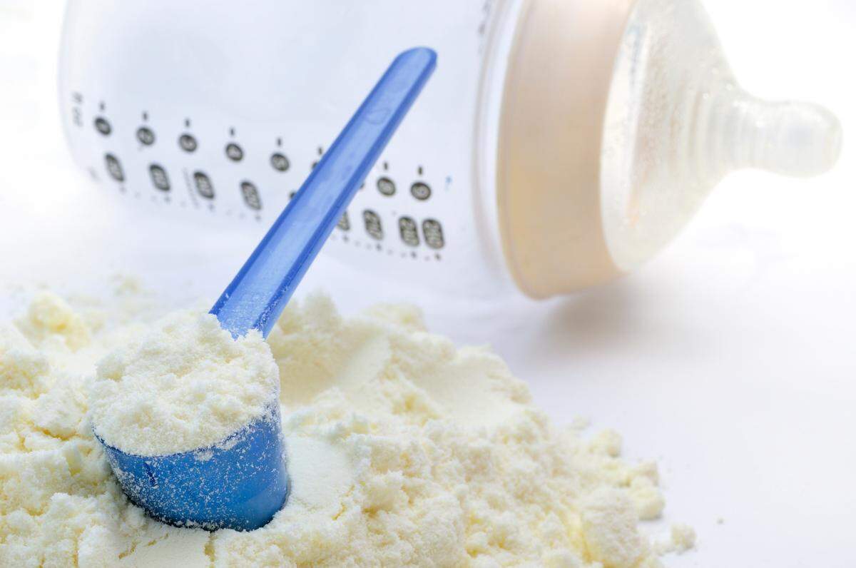 A major manufacturer is expanding a recall on infant formula. Here’s what WIC participants, other caregivers should know.