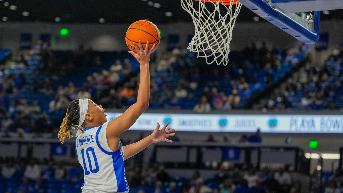 Kentucky super-senior guard Dazia Lawrence had 28 points in the No. 16 Wildcats’ 91-69 strafing of Mississippi State in Thursday’s SEC opener. Next up for Lawrence and the Cats is a Sunday afternoon meeting with once-beaten Vanderbilt in Nashville.