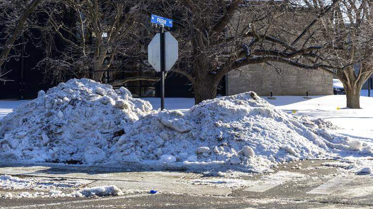 How Lexington is tackling ice with more salt, heavy trucks this weekend