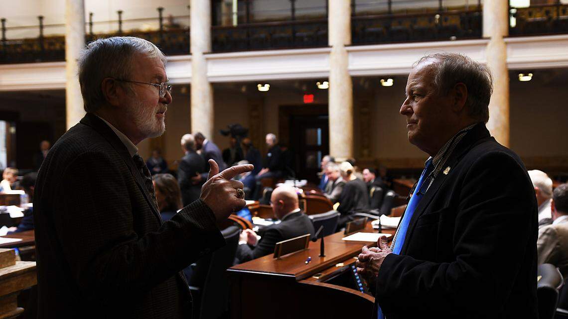 Beshear signs bill requiring age verification for porn website users in Kentucky