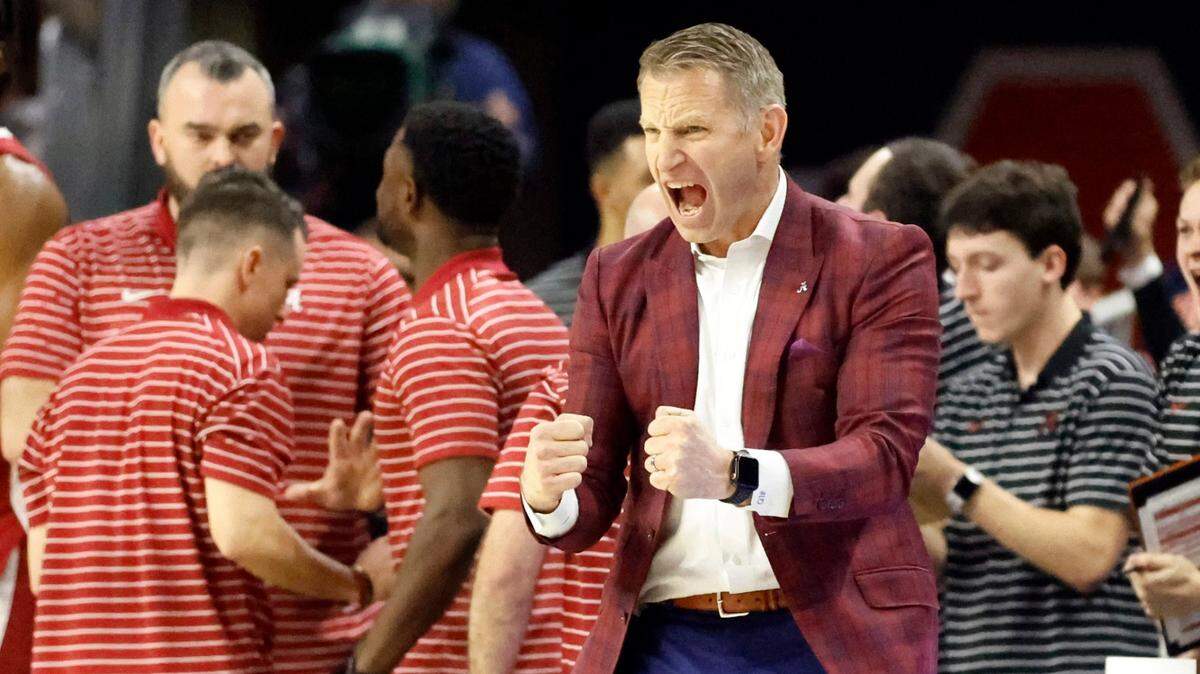 NCAA Tournament picks: Can Alabama hold up under the pressure?