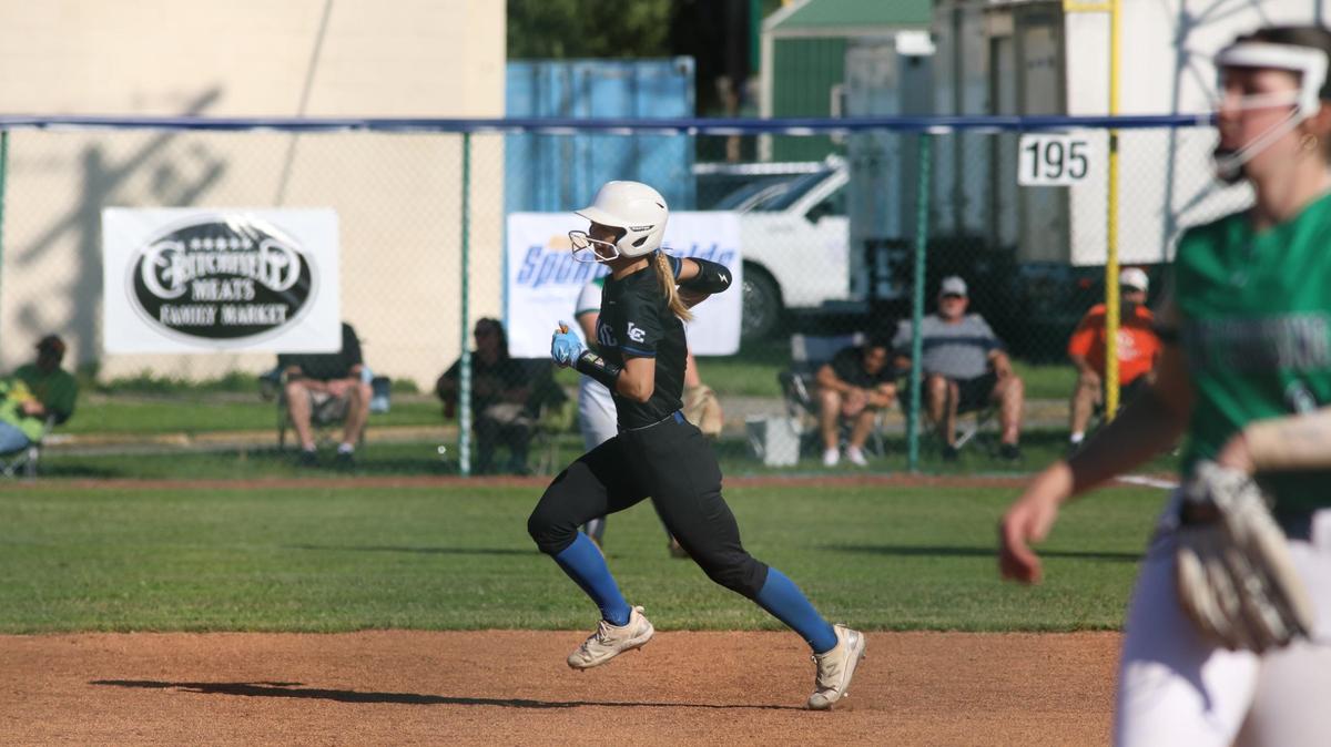 Lexington Catholic’s Aevea Mosley-Franklin hustles to second base during the Knights’ semifinals victory against Great Crossing.