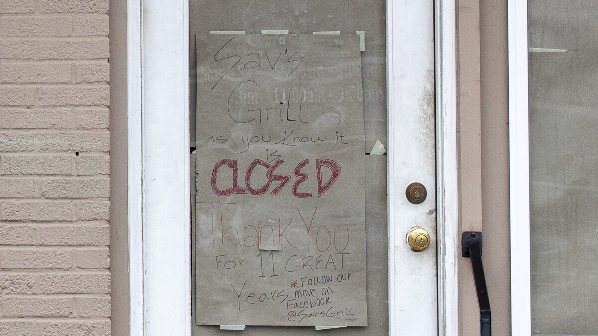 Sav’s Grill & West African Cuisine, at 304 South Limestone, has a sign its window saying the restaurant is closed. Owner Mamadou Savane hinted on Facebook that something new will be coming.
