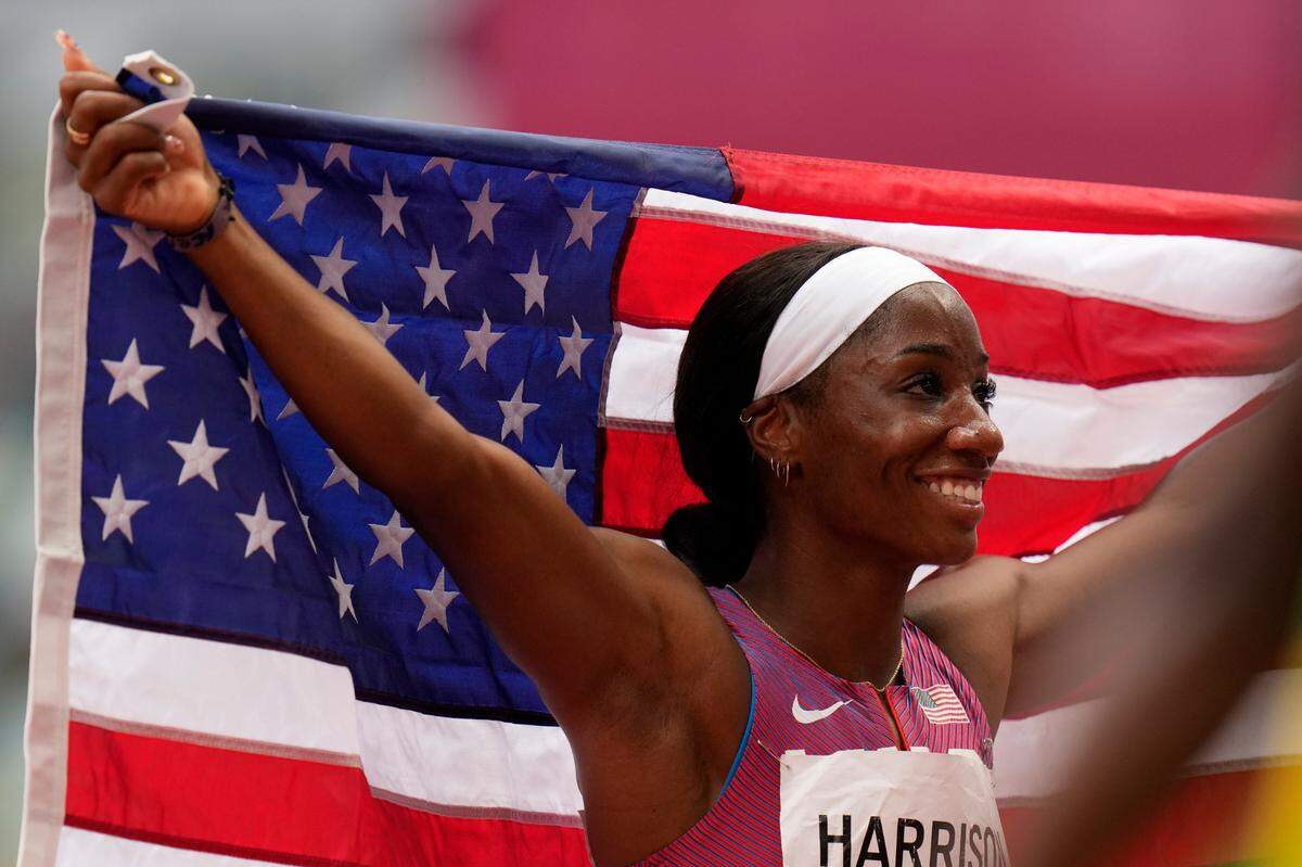 Former UK star Kendra Harrison, the world record holder in the event, celebrated after her second-place finish in the women’s 100-meter hurdles at the Olympics.