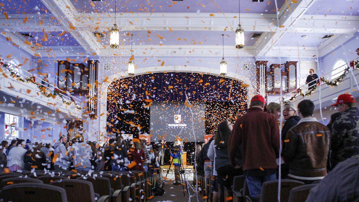 Franklin County students were offered four-year $160,000 scholarships from Georgetown College at a ceremony on Georgetown’s campus. The offer also extends to students admitted in the next ten years to students from Scott, Owen and Casey counties.
