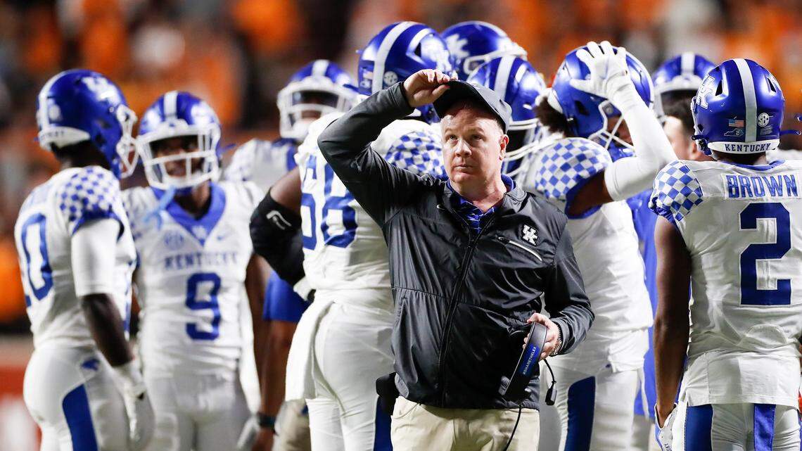 Why Mark Stoops chose to look inward during Kentucky football’s off week