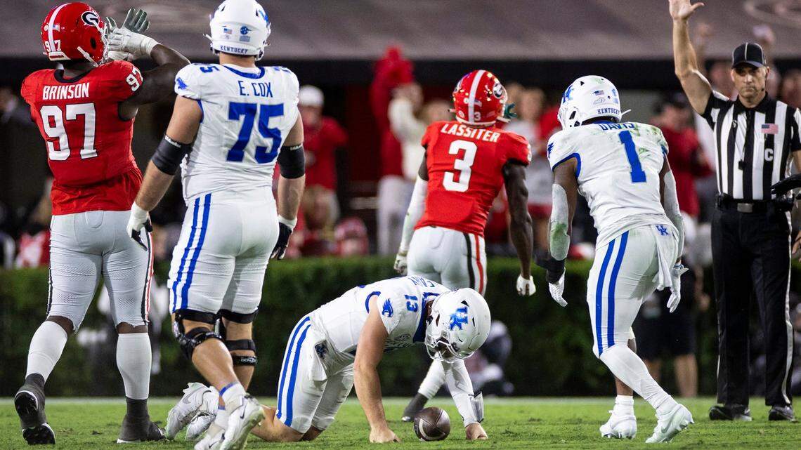 All-systems failure: After a week of hype, No. 1 Georgia crushes Kentucky