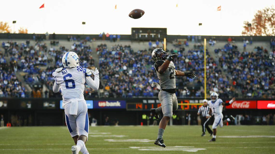 Final statistics from Kentucky’s 38-14 win over Vanderbilt