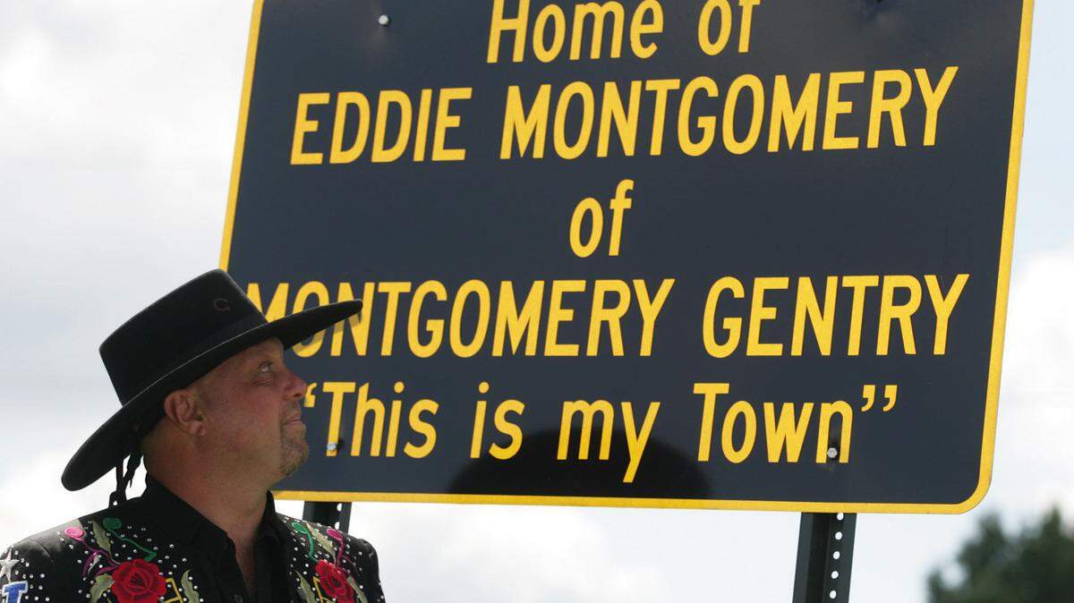 Eddie Montgomery unveils "My Town" sign