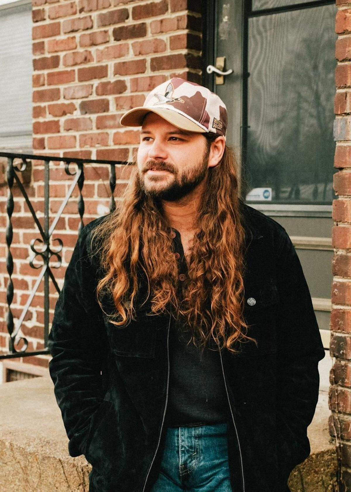 Americana/country artist Brent Cobb and his band The Fixin’s will play The Burl in Lexington on May 10.