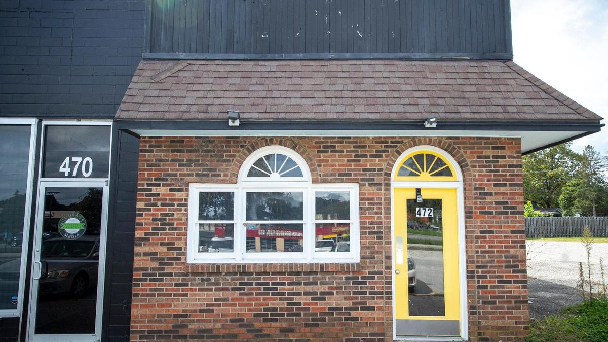 South of Wrigley, a new Chicago Italian beef shop is going in at 472 Southland Dr. in Lexington.