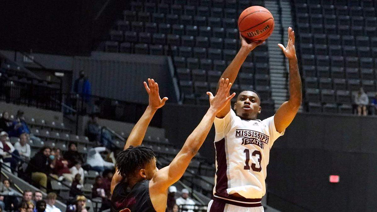 Mississippi State forward D.J. Jeffries puts up a shot against Winthrop on Dec. 21.