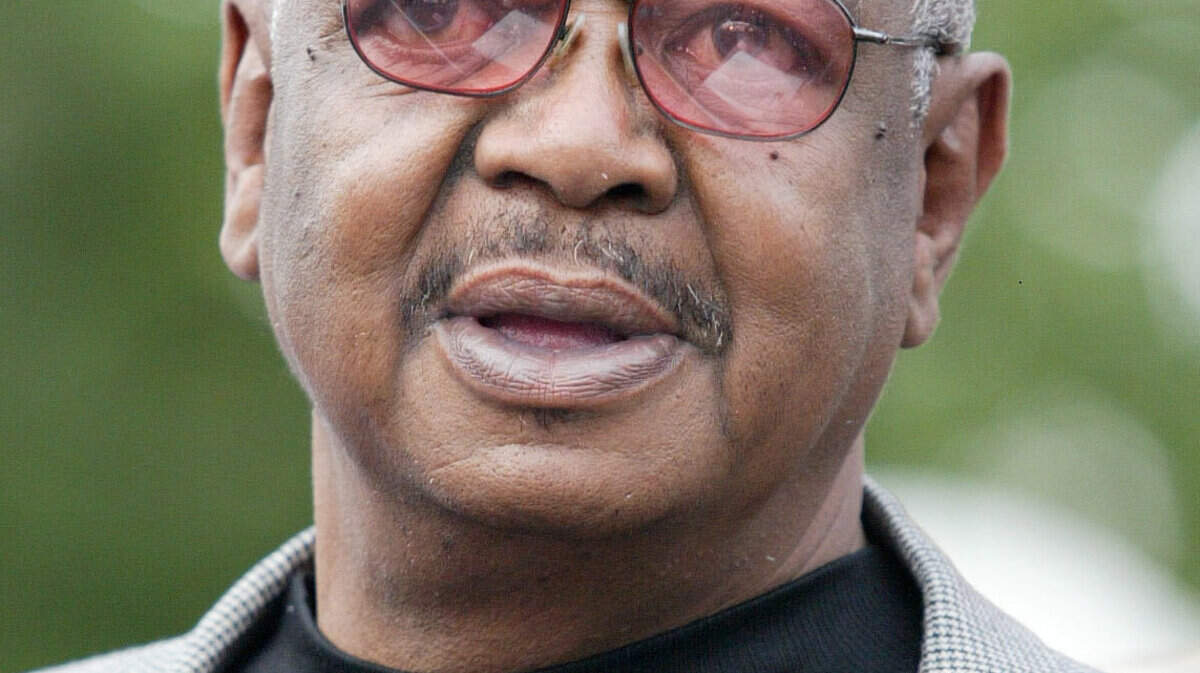 Herbert Washington Jr.