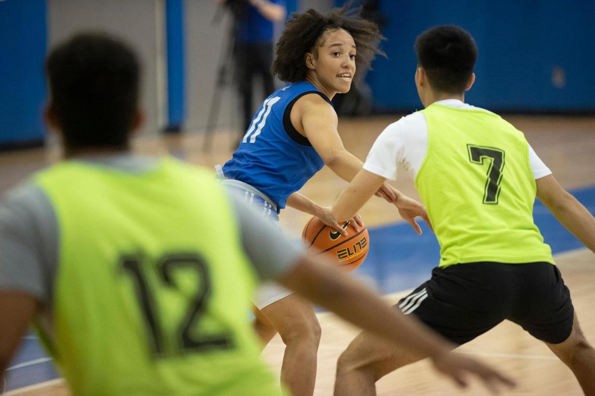 Kentucky’s Jada Walker drives the ball during practice on Wednesday. She averaged 10.4 points last season.
