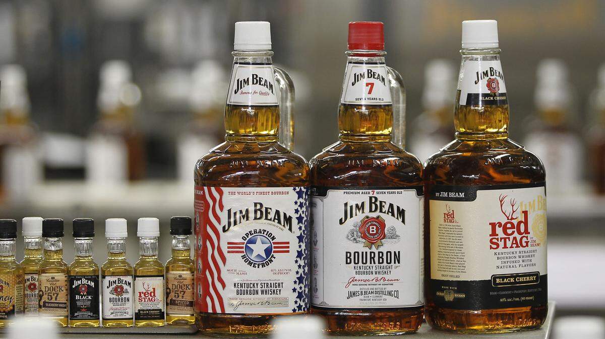 Jim Beam bourbon sales continue to be strong, even as Beam Inc. reported lower sales and profits in the third quarter. Beam owns its namesake bourbon, Maker's Mark and others.