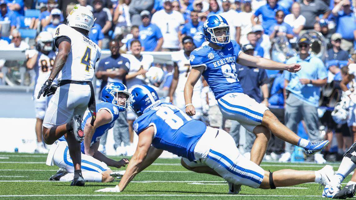 Kentucky redshirt freshman place-kicker Jacob Kauwe (91) is 4 of 4 so far this season on field-goal tries.