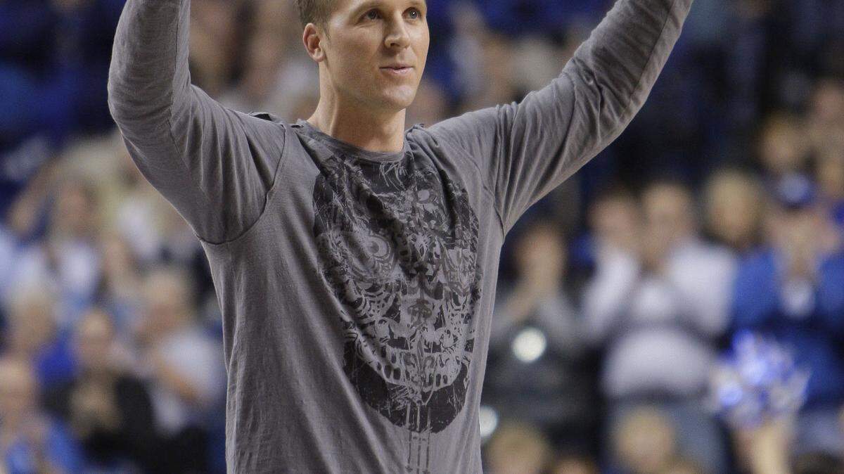 Former UK star Tim Couch will begin a weekly gig as an analyst on Fox Sports South's SEC Gridiron Live.  