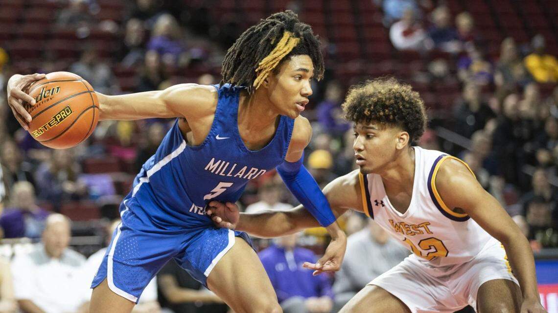 Hunter Sallis averaged 22.2 points, 4.6 rebounds and 3.8 assists per game to lead his high school to the Nebraska state title game last season.