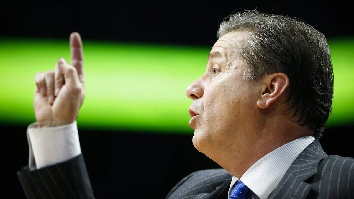 Kentucky Coach John Calipari said he doesn’t like breaking up conference play with an event like Saturday’s SEC/Big 12 Challenge.