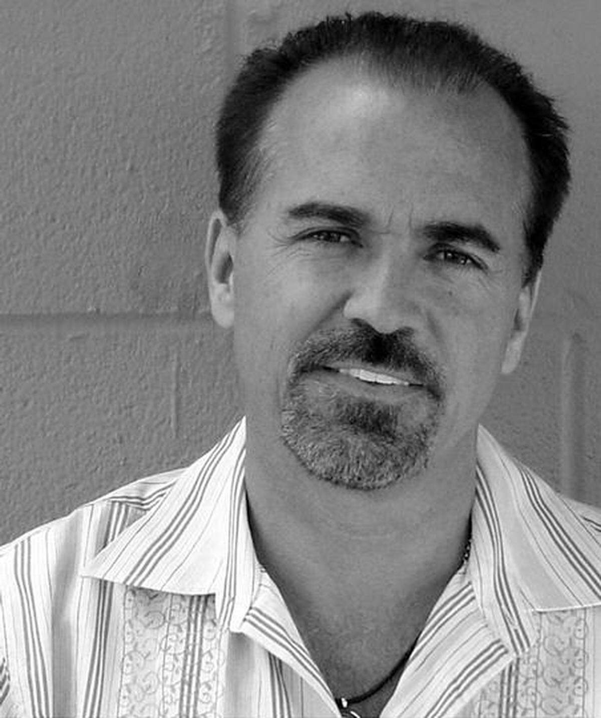 Pat Godwin brings his comedy show to Comedy Off Broadway.