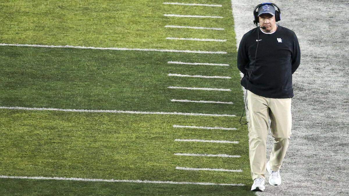 Kentucky head coach Mark Stoops said he challenged his team to do better after the Wildcats suffered consecutive losses to Mississippi and South Carolina.