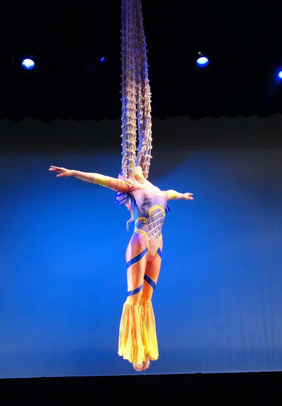 A new generation of Cirque style show will be performing incredible feats of strength and beauty on the Lexington Opera House stage.