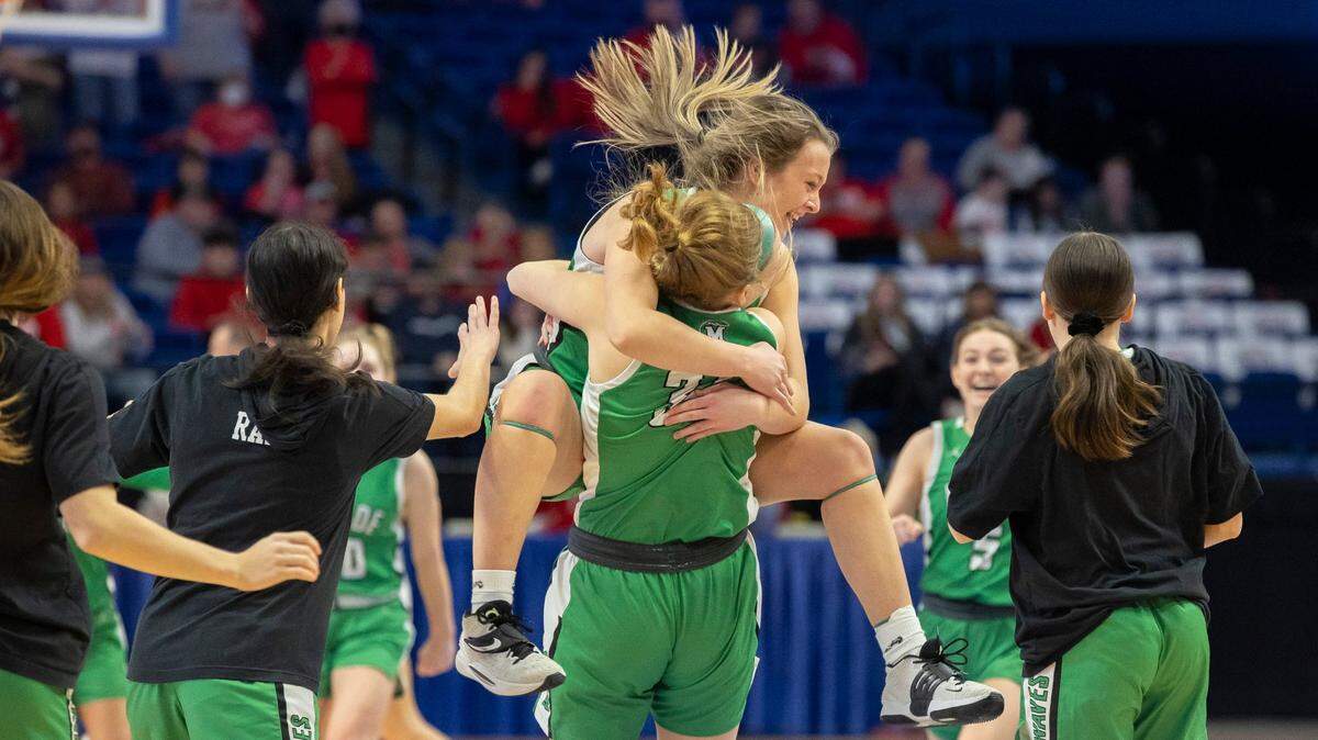 ‘We fight to the end.’ Meade County mounts massive rally to top Boyd County in Sweet 16.