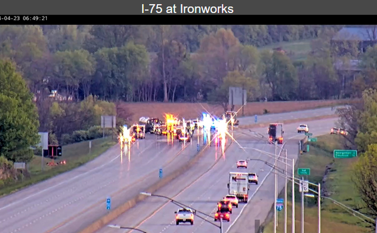 A serious crash on I-75 in Scott County left a tractor-trailer driver dead and sent at least two other people to a hospital.
