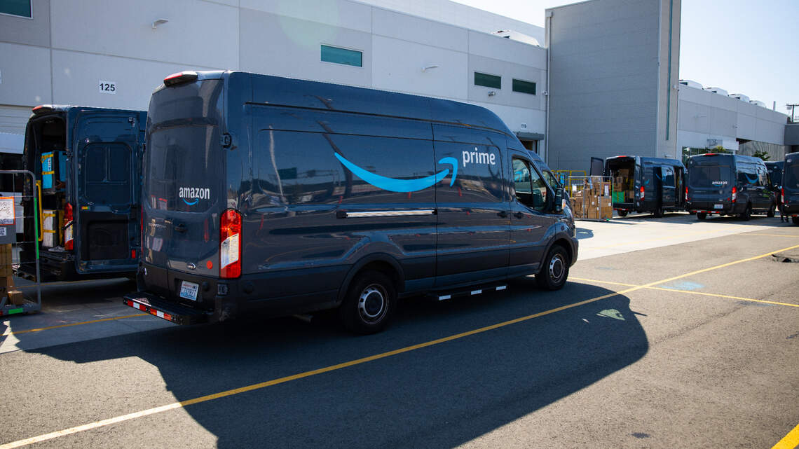Now hiring: Amazon looking for 10,500 Florida workers for $15-an-hour seasonal jobs